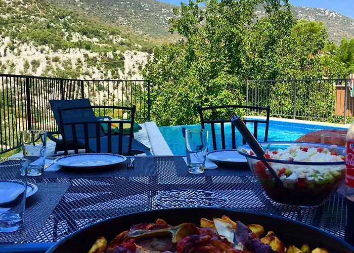 Mosor Mit Beheiztem Salzwasserpool Und Sauna By Interhome